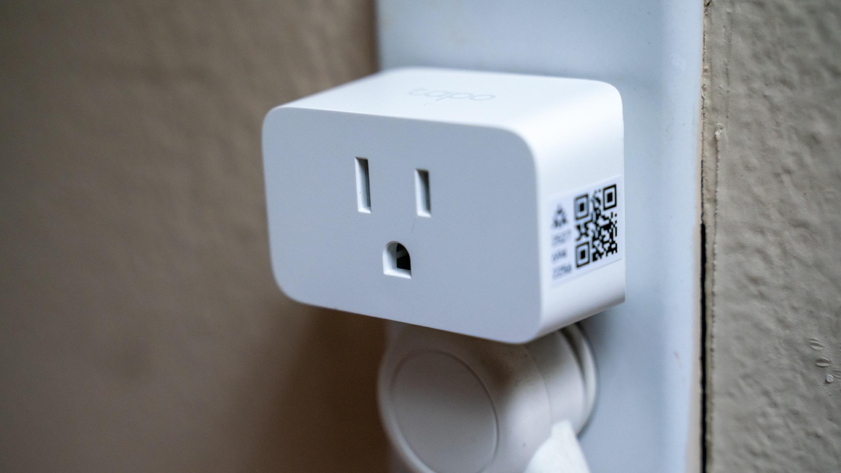 TP-Link Tapo P125M Mini Smart Wi-Fi Plug with Alexa